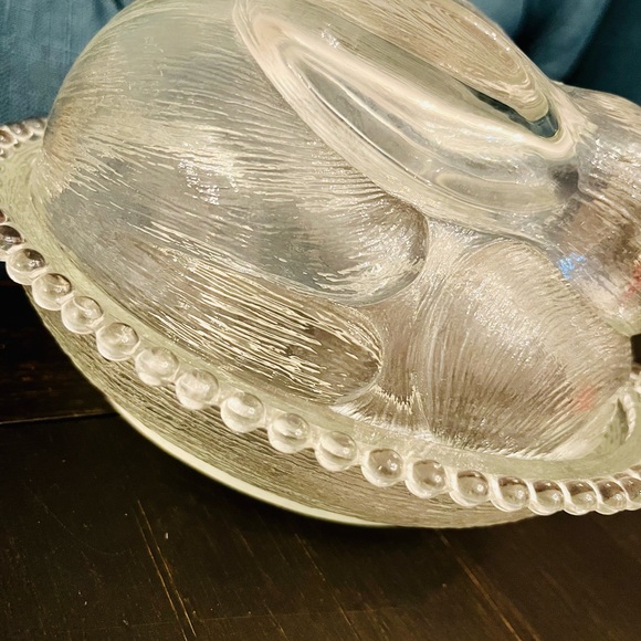 Clear Glass Bunny Covered Dish - Indiana Glass - Picture 6 of 6